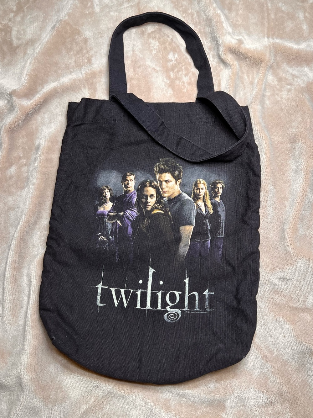 TWILIGHT Small Black Tote Bag with a Twilight New Moon Graphic